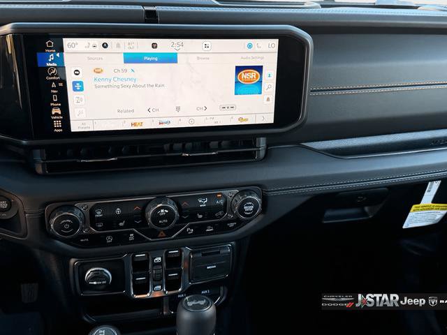 New 2025 Jeep Wrangler Sahara image 15