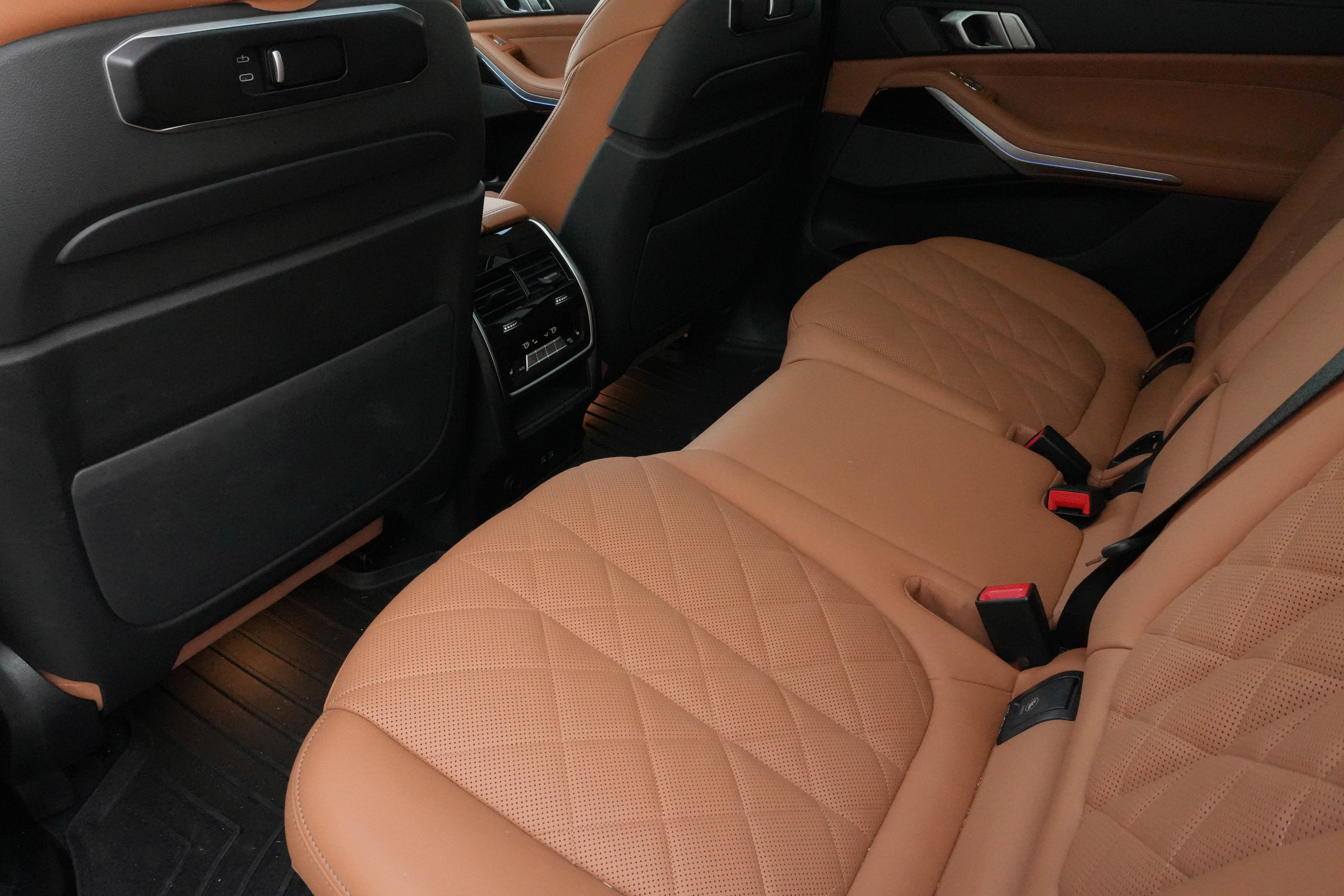 Certified 2025 BMW X7 xDrive40i image 35