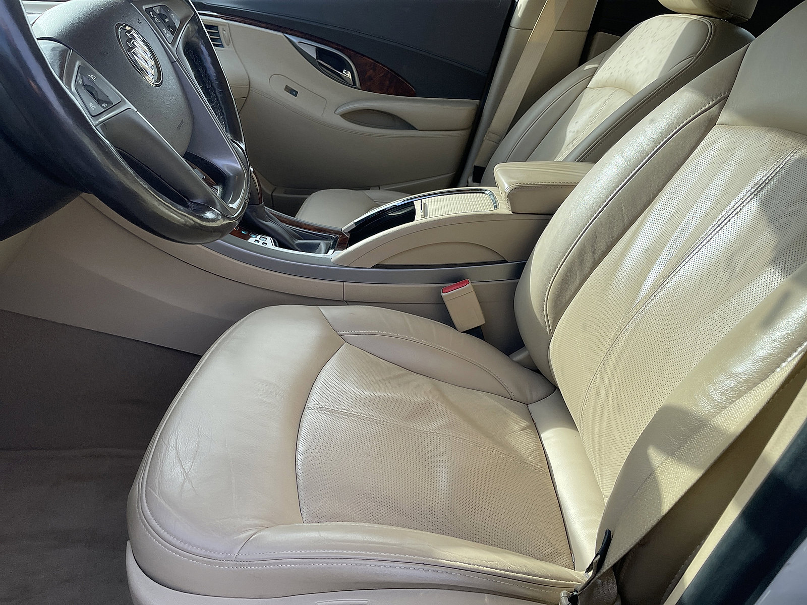 Used 2012 Buick LaCrosse Premium w/ Entertainment Package image 3