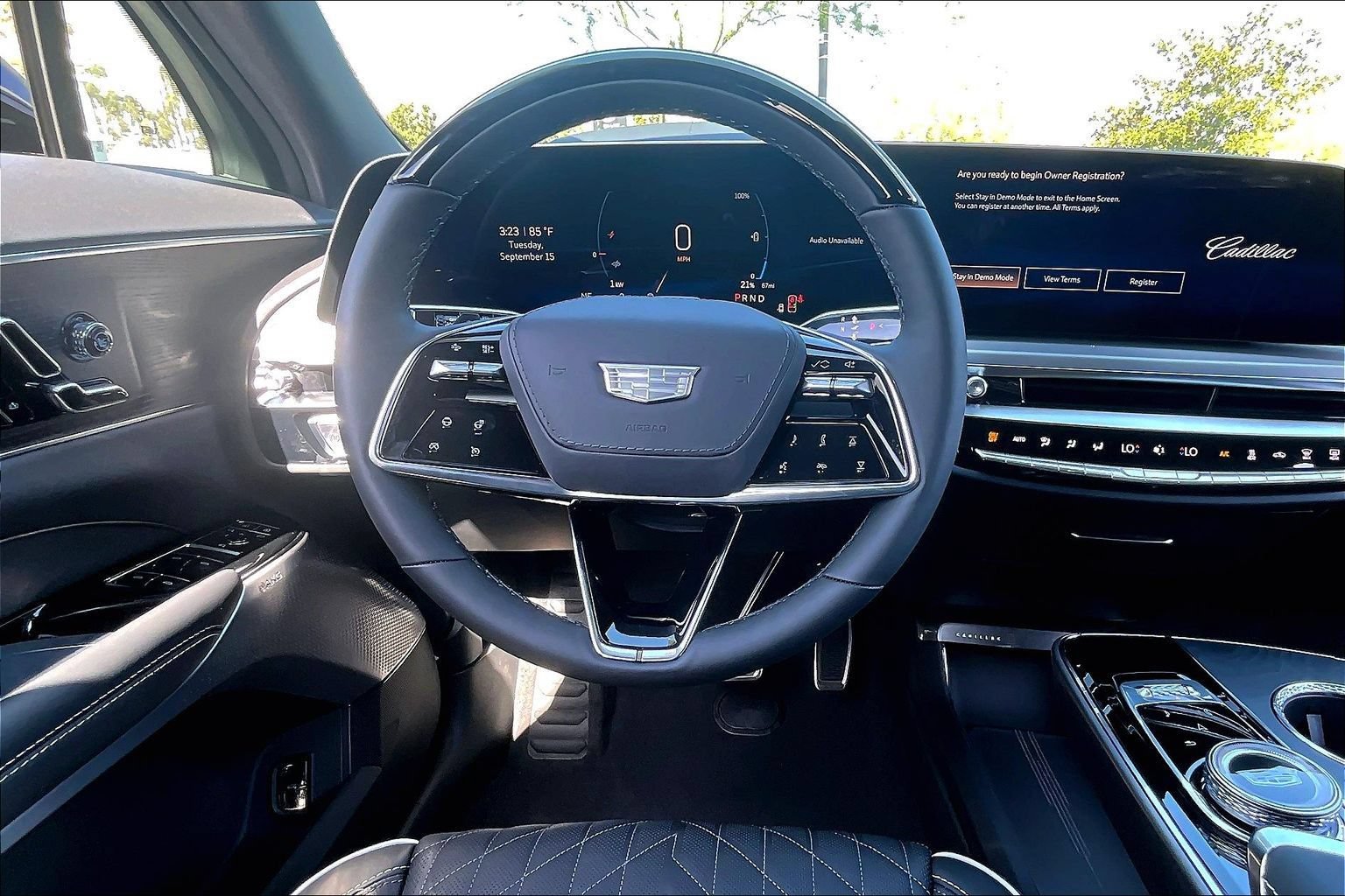 New 2027 Cadillac Lyriq Signature Luxury w/ Nappa Leather Package AWD/4WD image 12