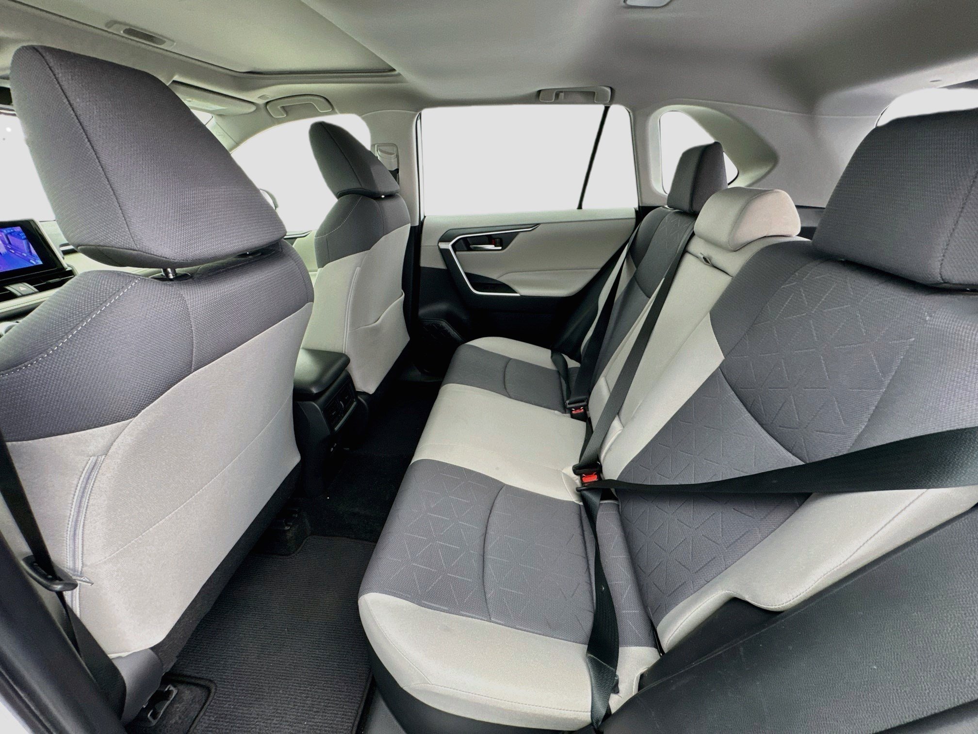 Used 2023 Toyota RAV4 XLE w/ Convenience Package AWD/4WD image 16