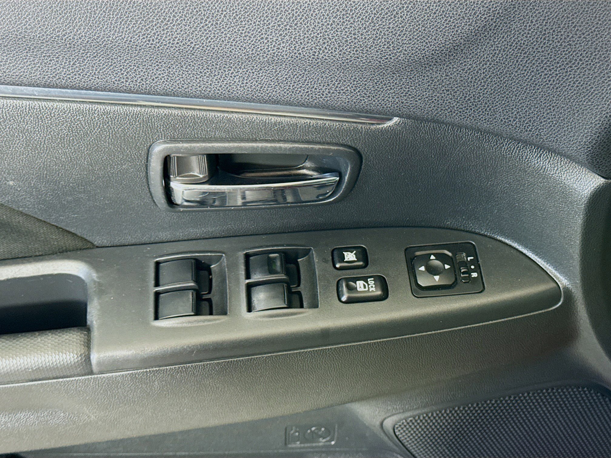 Used 2022 Mitsubishi Outlander Sport LE FWD image 23