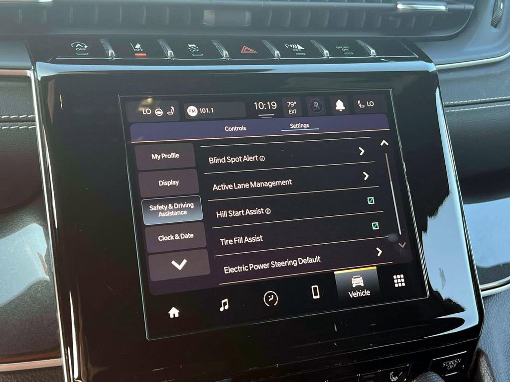 Certified 2023 Jeep Grand Cherokee L Laredo image 31