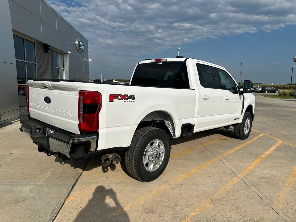 New 2026 Ford F350 XLT w/ XLT Premium Package AWD/4WD image 10