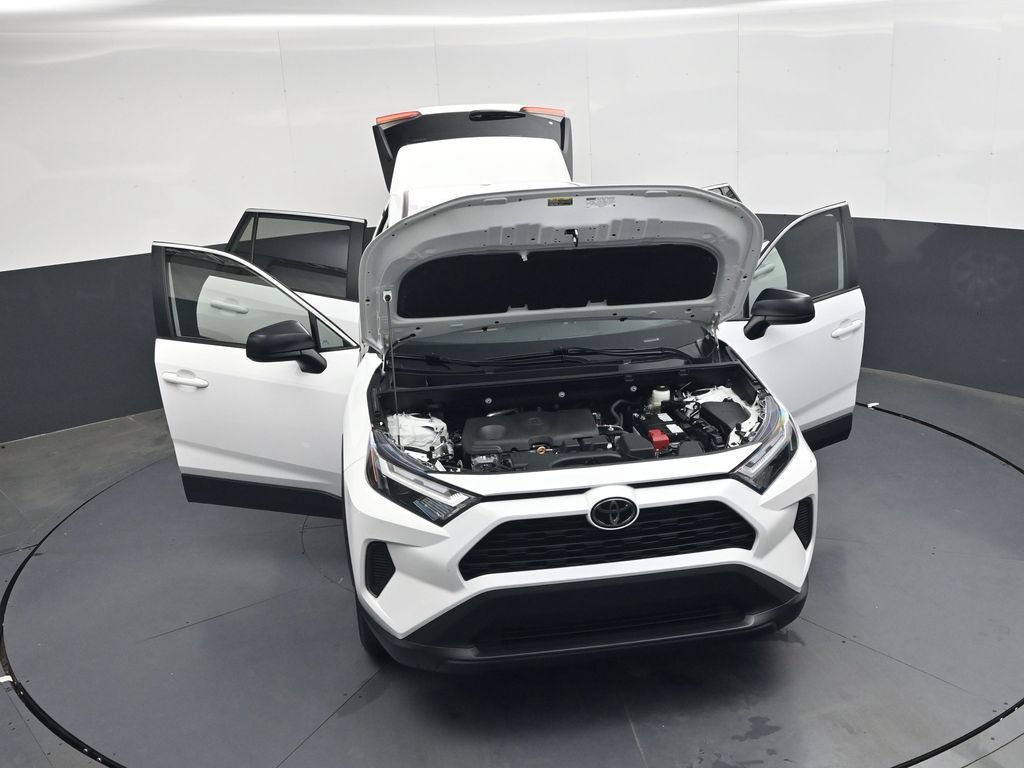 Used 2025 Toyota RAV4 LE FWD image 37