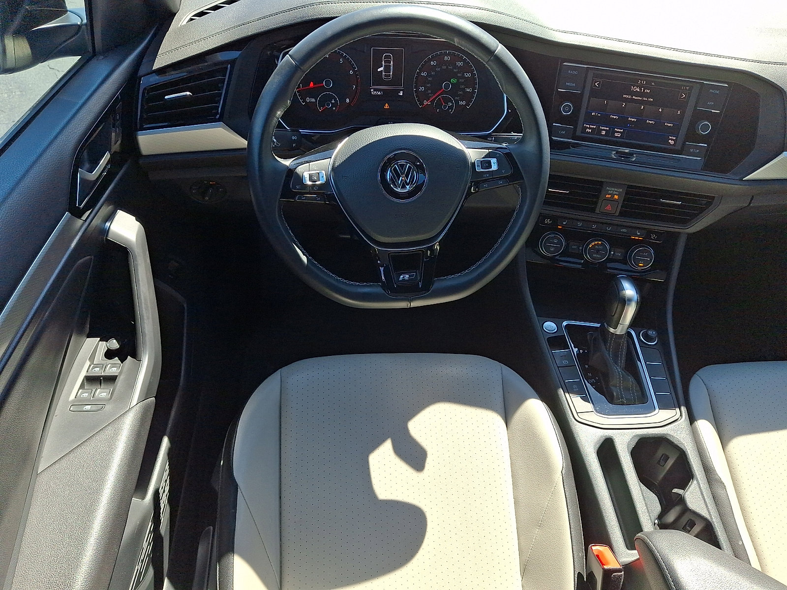 Used 2019 Volkswagen Jetta R-Line image 11