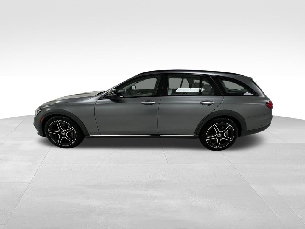 Used 2021 Mercedes-Benz E 450 4MATIC All-Terrain Wagon image 4