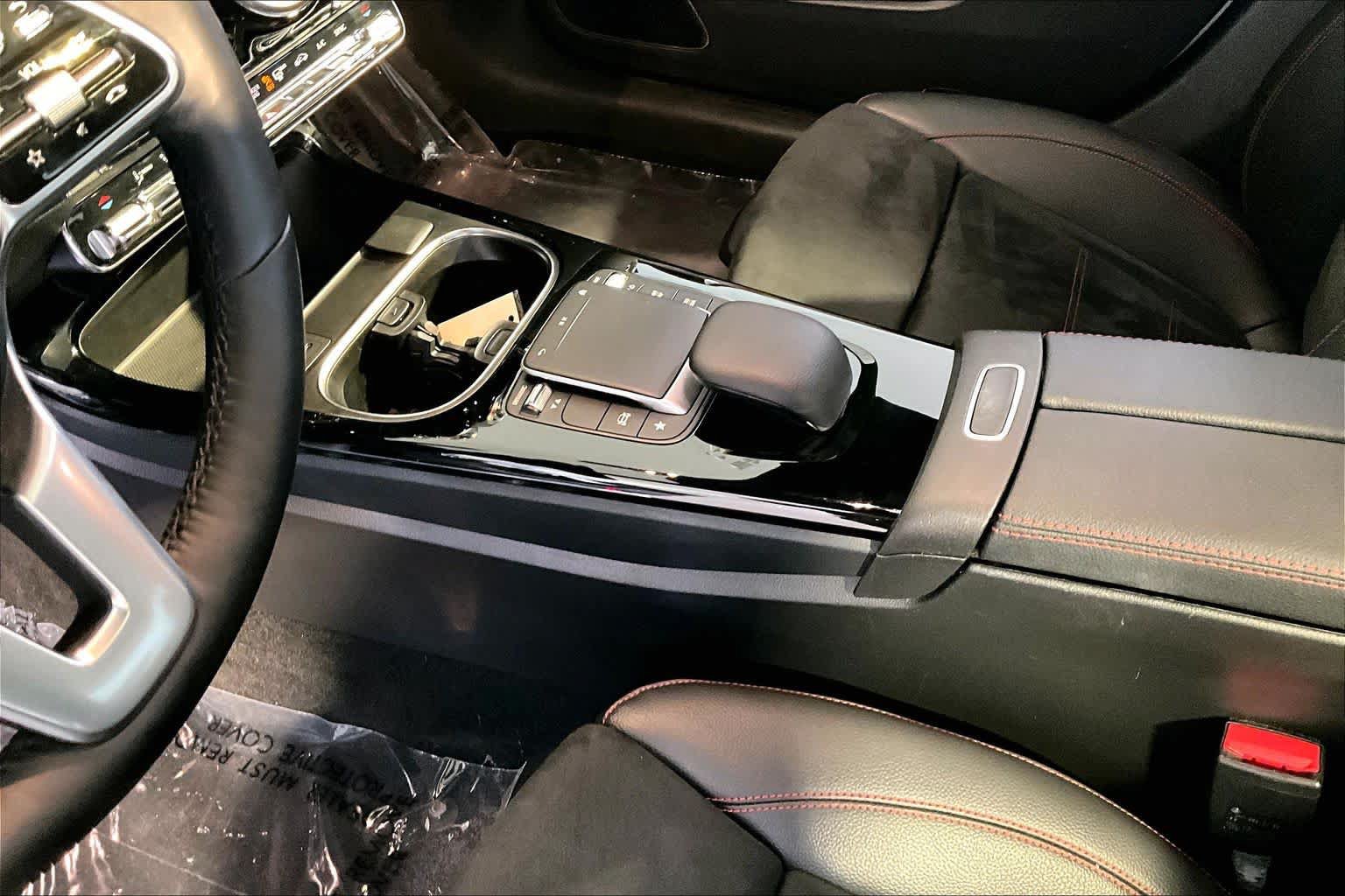 Used 2021 Mercedes-Benz CLA 250 4MATIC image 17