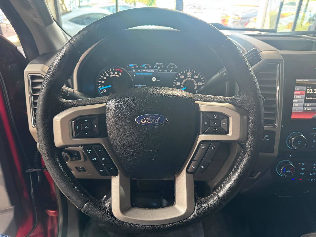 Used 2015 Ford F150 Lariat w/ Trailer Tow Package RWD image 30