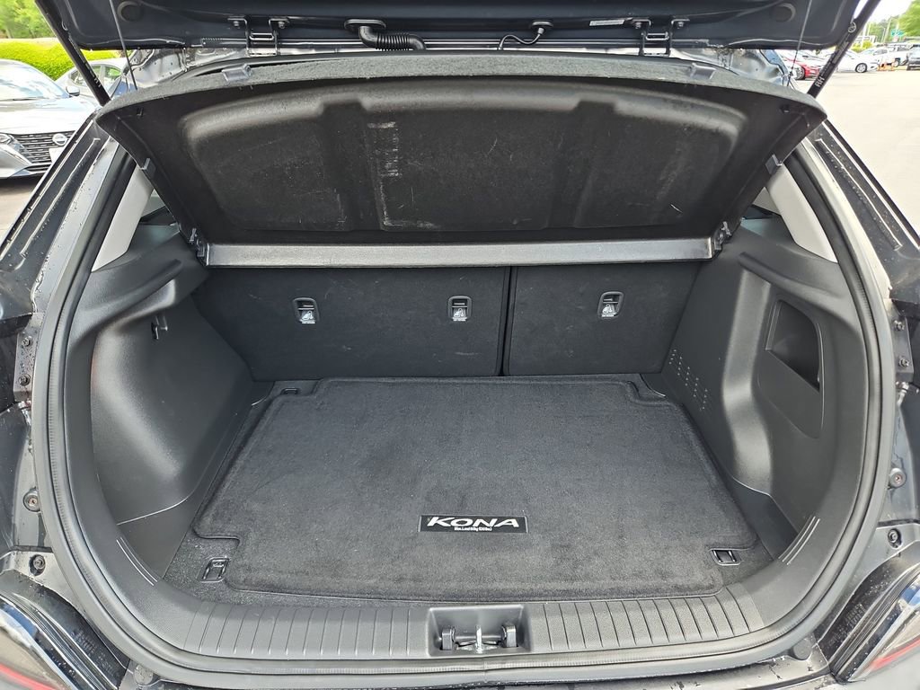 Used 2023 Hyundai Kona SEL w/ Cargo Package image 27