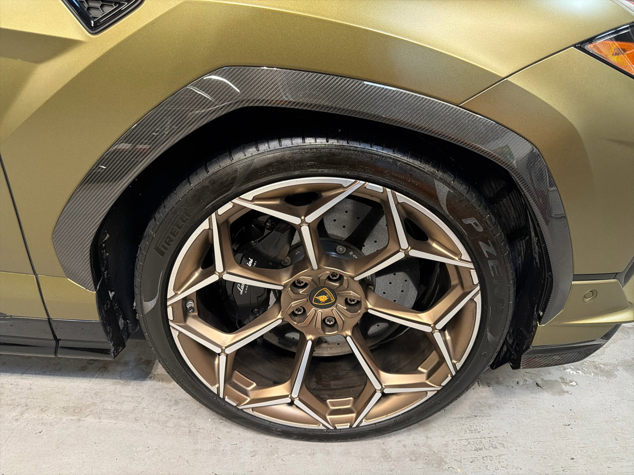 Used 2024 Lamborghini Urus Performante image 20