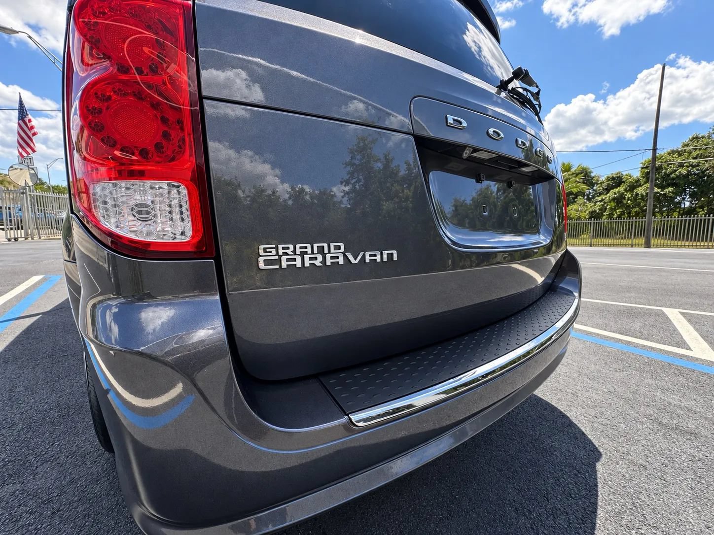 Used 2019 Dodge Grand Caravan GT FWD image 10