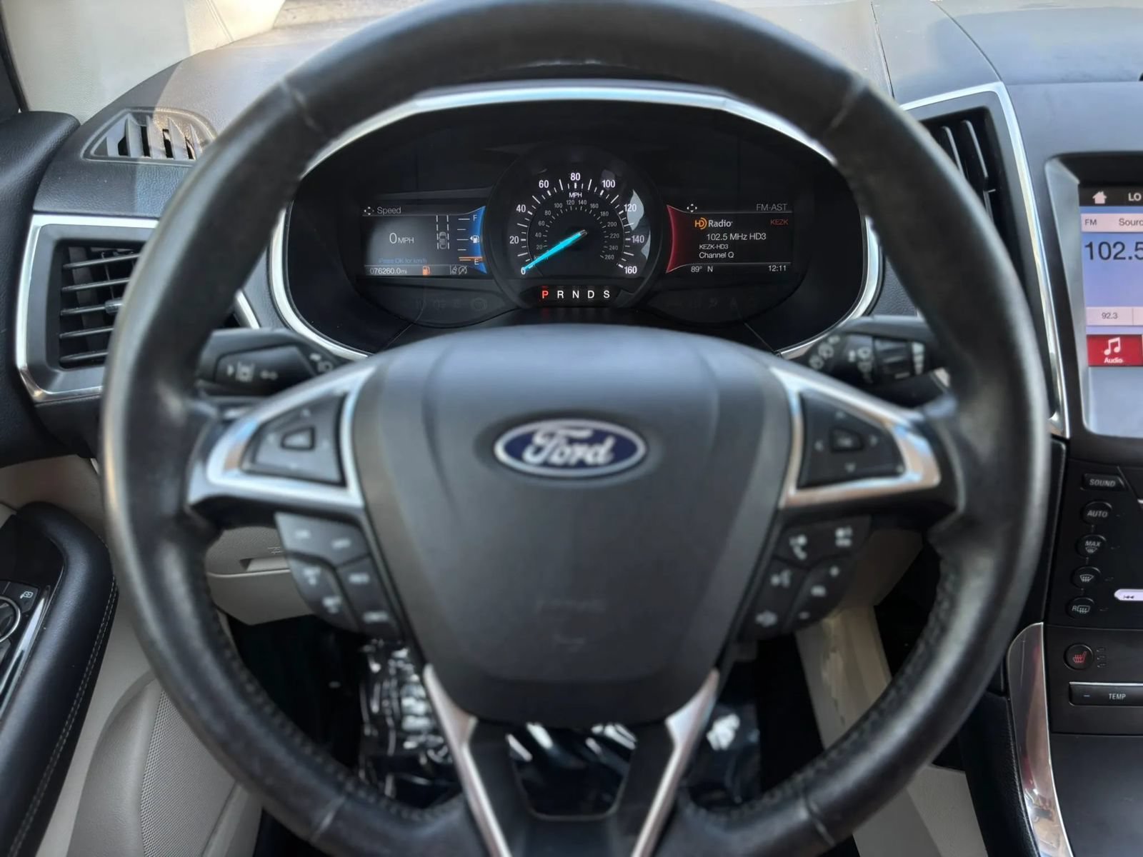 Used 2019 Ford Edge Titanium FWD image 22