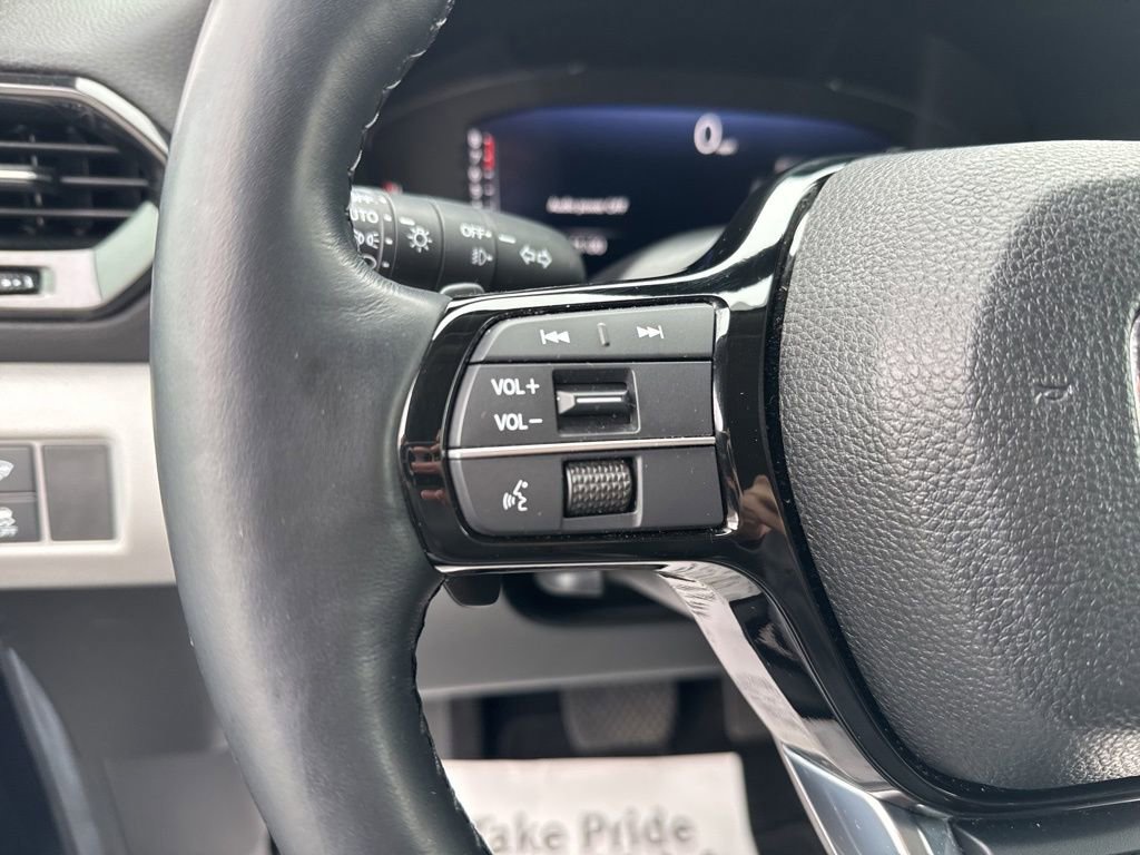 Certified 2024 Honda Pilot Elite image 16