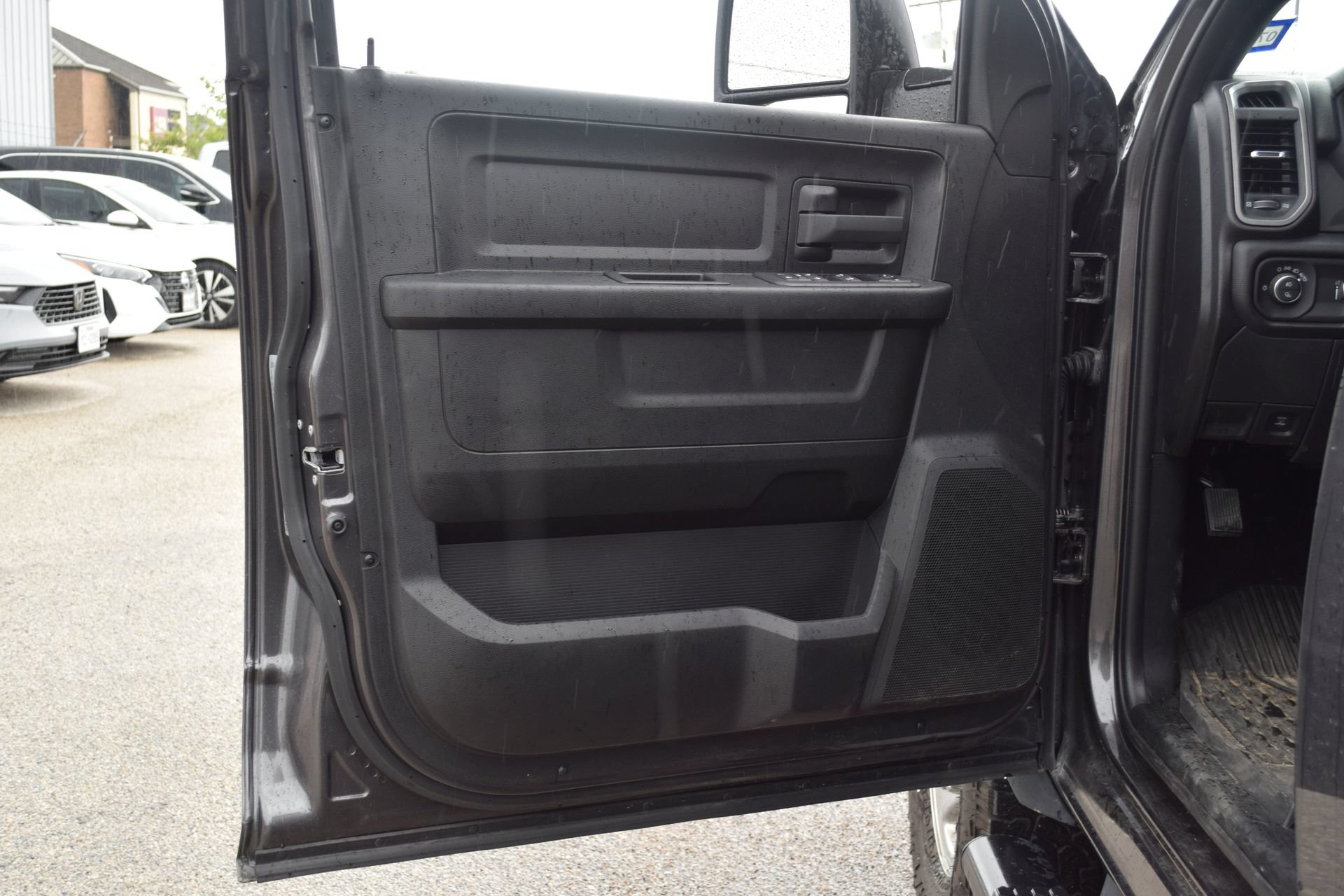 Used 2025 RAM 2500 Tradesman AWD/4WD image 17