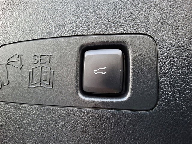 Used 2021 Lincoln Corsair AWD w/ Equipment Group 101A image 27