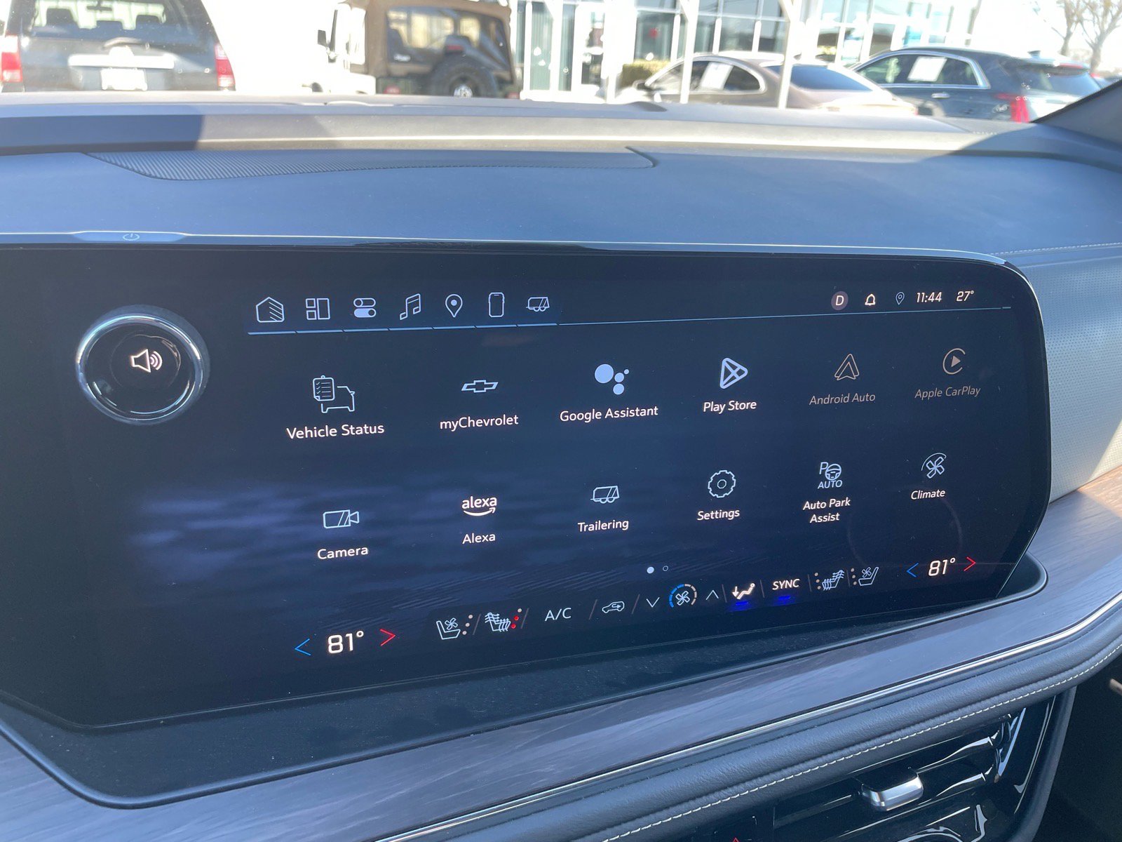 Used 2025 Chevrolet Tahoe Premier image 6