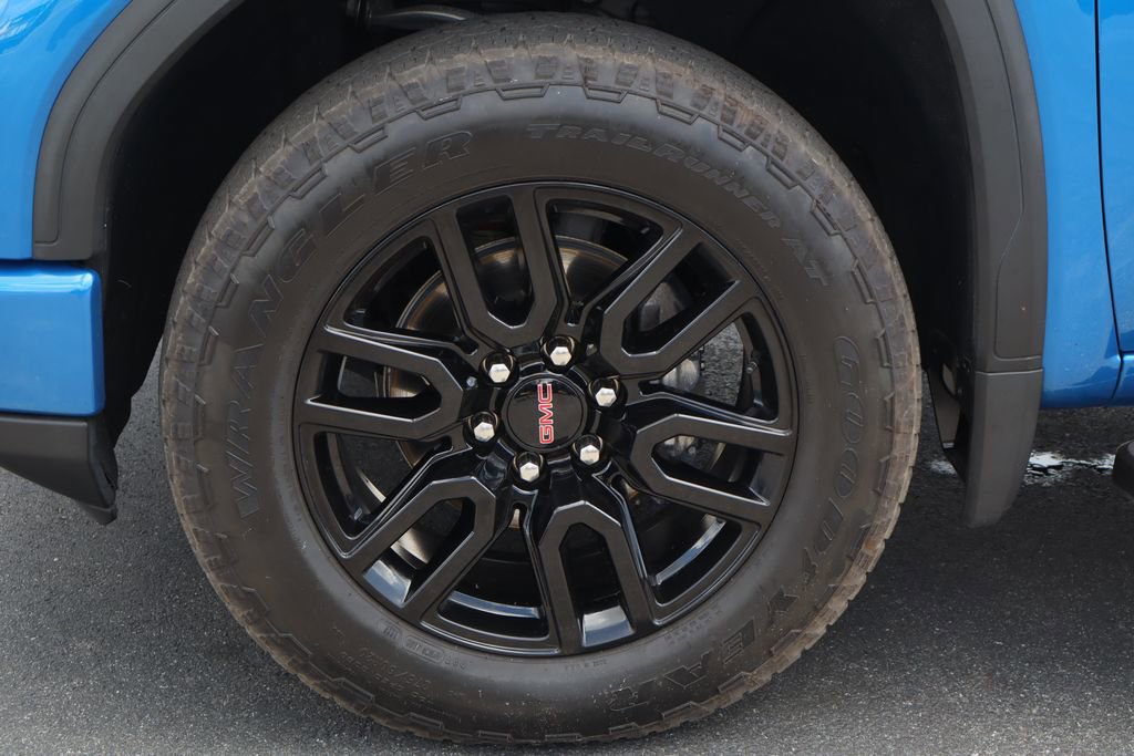 Used 2022 GMC Sierra 1500 Elevation w/ Elevation Premium Package AWD/4WD image 30
