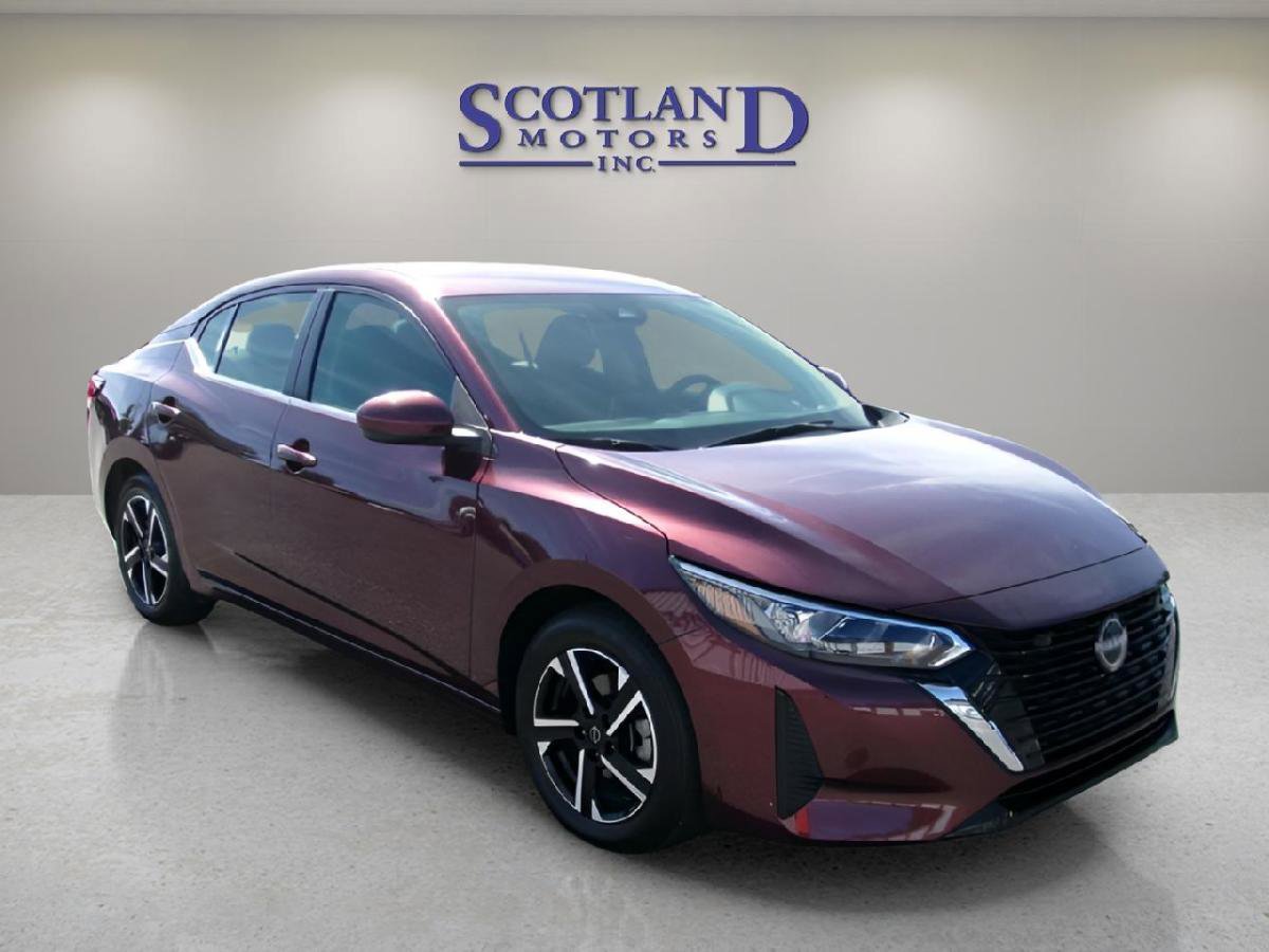 Used 2024 Nissan Sentra SV FWD image 4