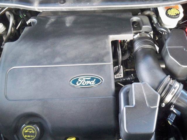 Used 2015 Ford Explorer XLT w/ Equipment Group 202B image 10