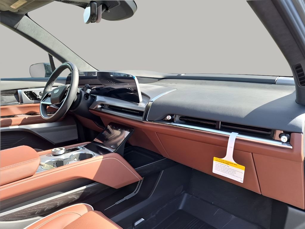 New 2026 Cadillac Vistiq Platinum w/ LPO, Floor Liner Package image 14