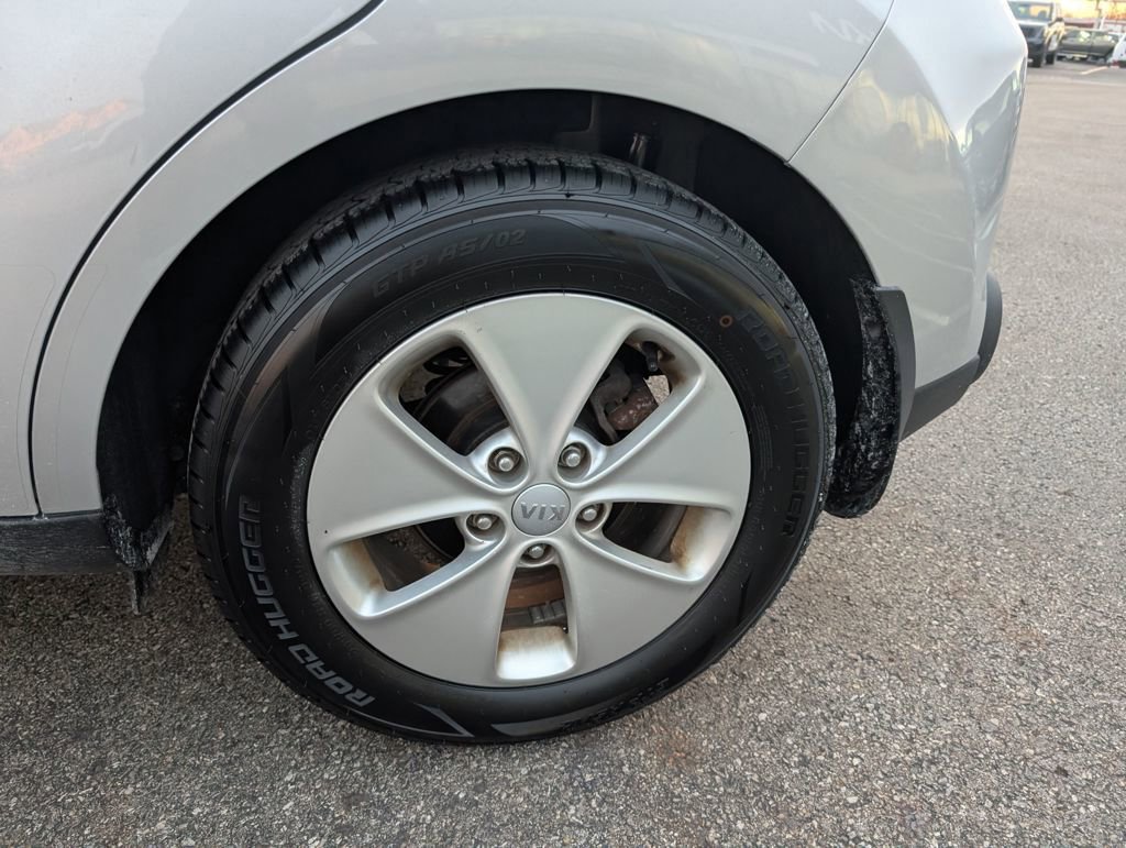 Used 2016 Kia Soul Base image 23