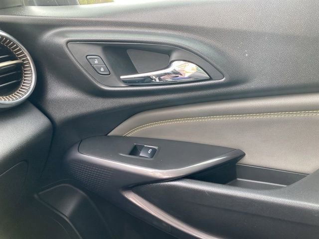 Used 2025 Chevrolet Trax ACTIV w/ Driver Confidence Package image 17