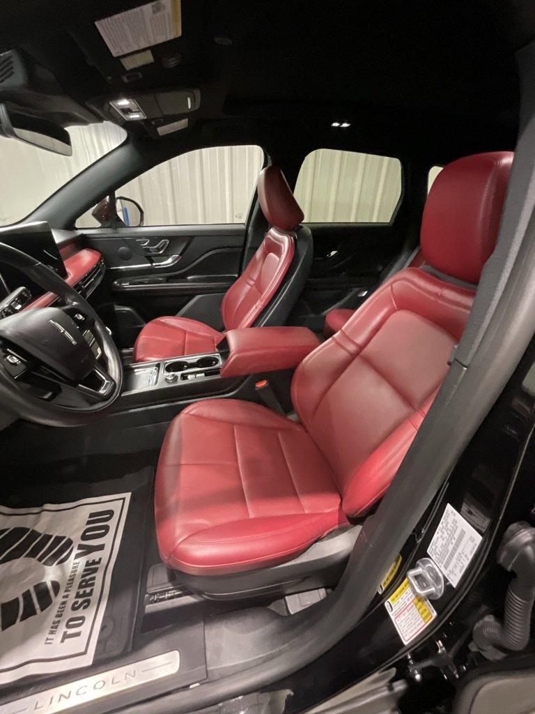 Used 2023 Lincoln Corsair Reserve w/ Equipment Group 201A image 10