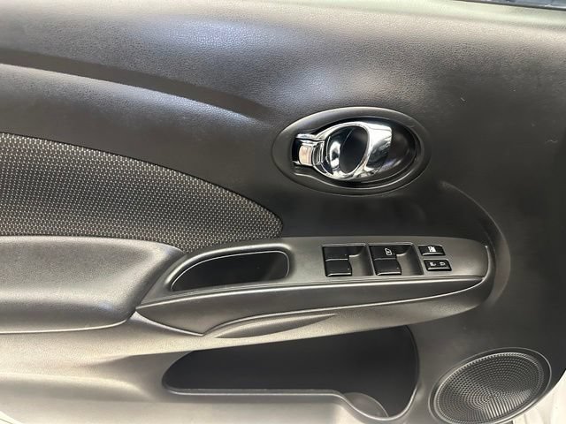 Used 2013 Nissan Versa SV FWD image 22