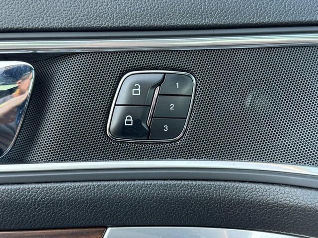 Used 2016 Ford Explorer Limited AWD/4WD image 18
