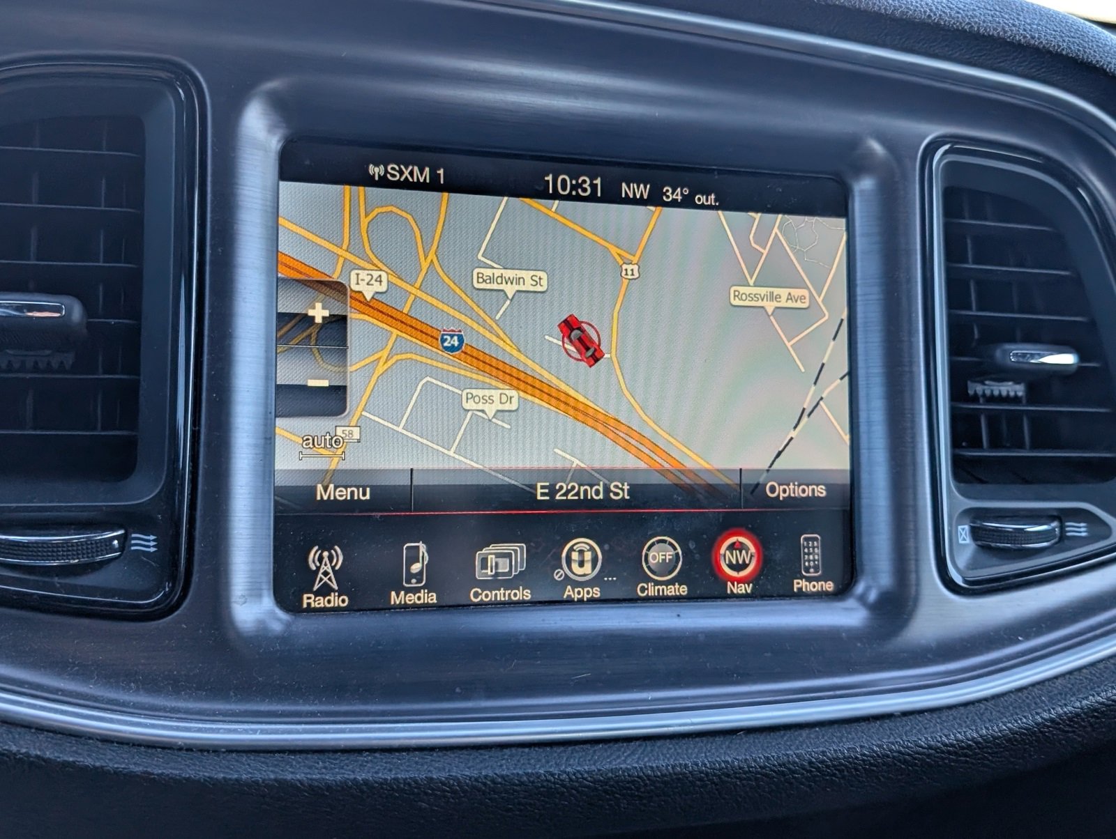 Used 2015 Dodge Challenger R/T image 11