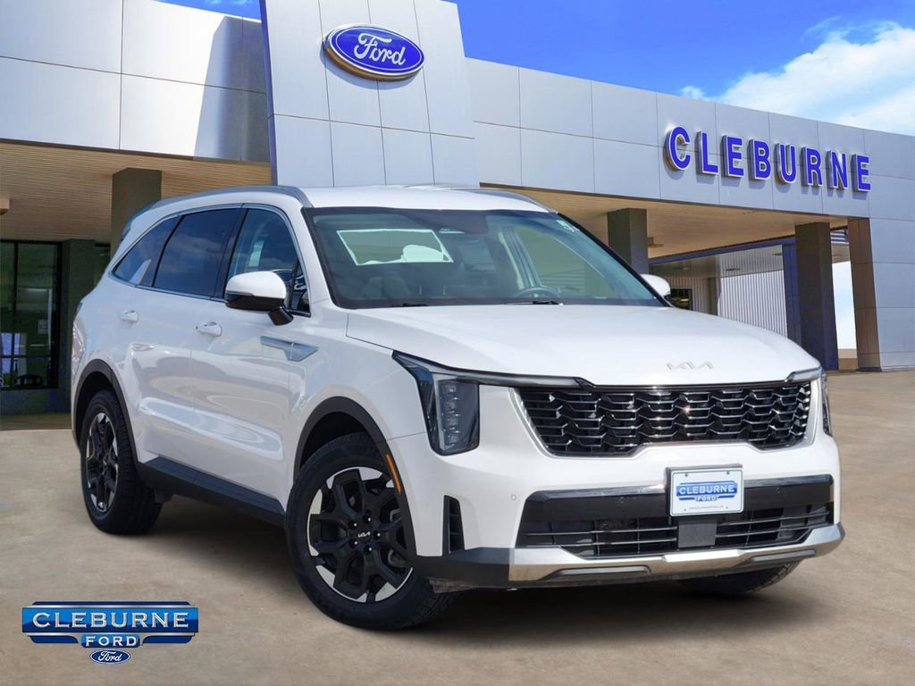 Used 2024 Kia Sorento S