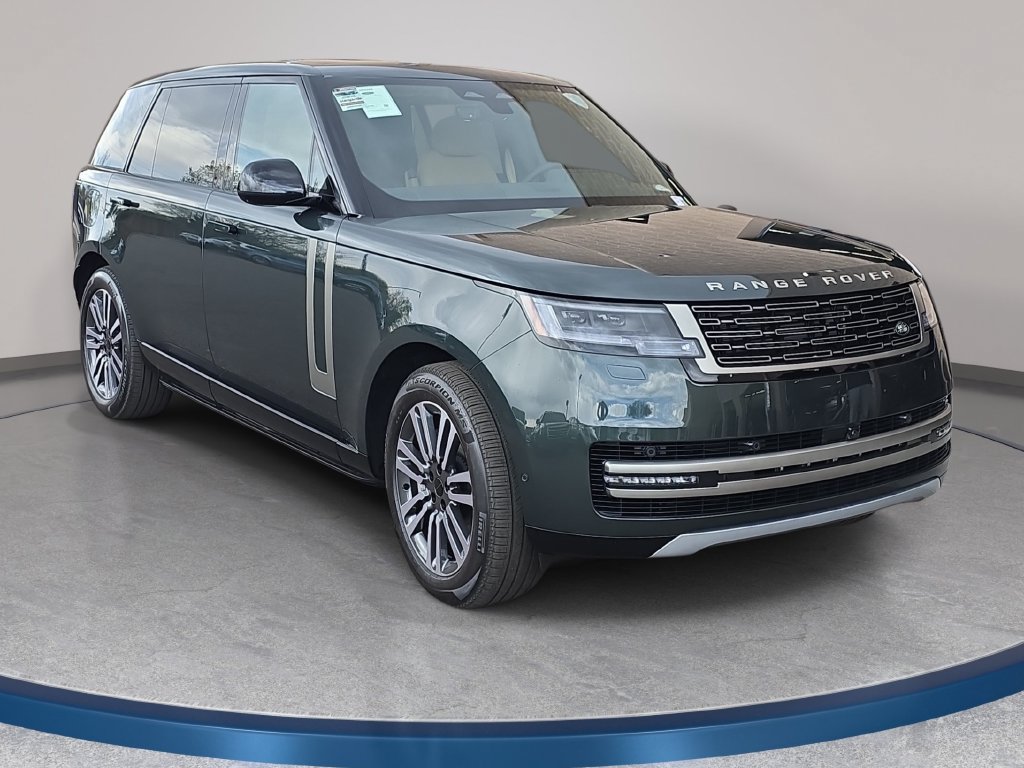 New 2026 Land Rover Range Rover Long Wheelbase SE AWD/4WD image 3