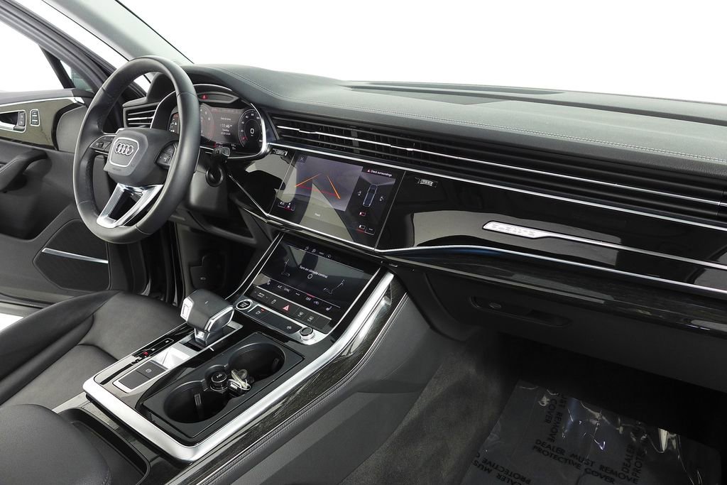 Used 2023 Audi Q7 2.0T Premium Plus w/ Premium Plus Package AWD/4WD image 13