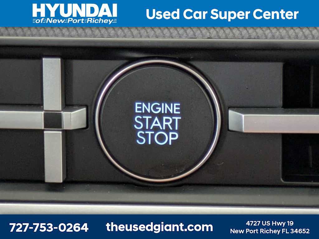Used 2026 Hyundai Santa Fe SEL FWD image 42