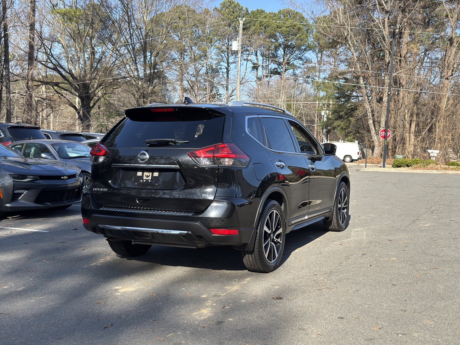 Used 2018 Nissan Rogue SL w/ Premium Package image 7