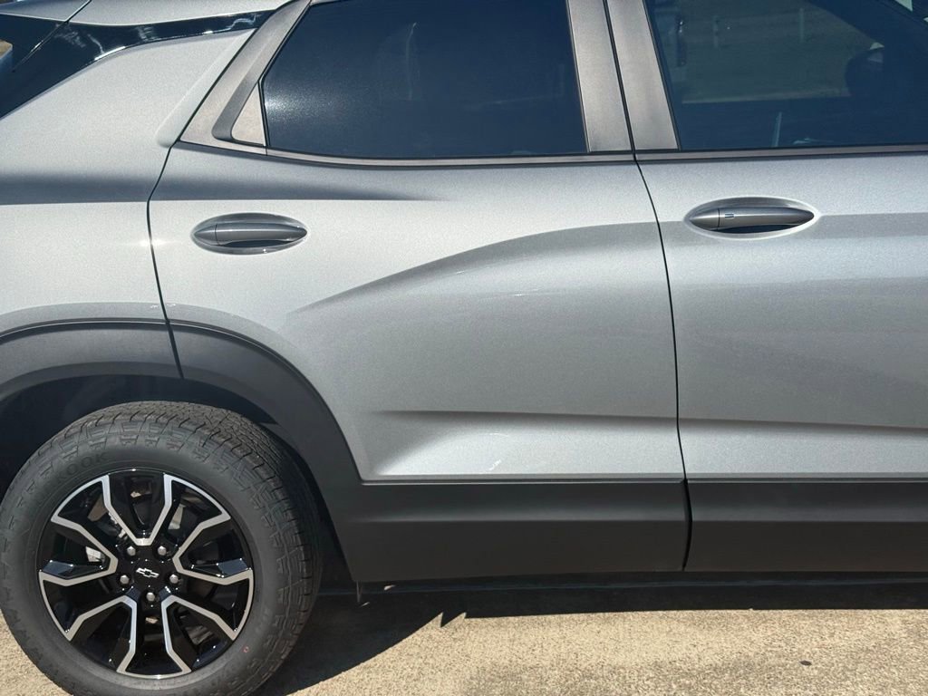 New 2026 Chevrolet TrailBlazer ACTIV w/ Convenience Package FWD image 9