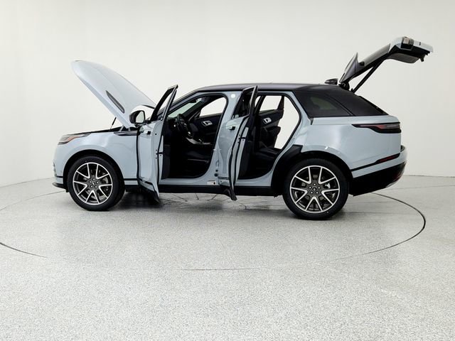 New 2026 Land Rover Range Rover Velar Dynamic SE image 12