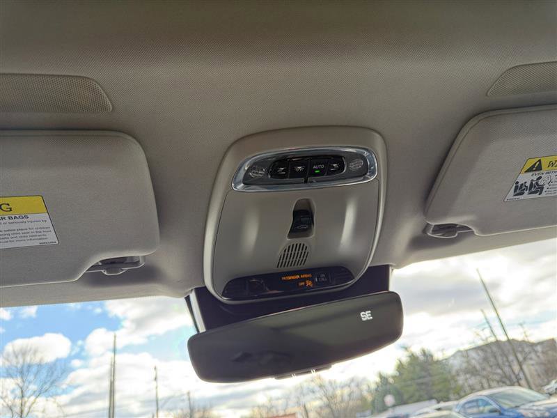 Used 2020 Volvo XC90 T6 Momentum w/ Protection Package image 31