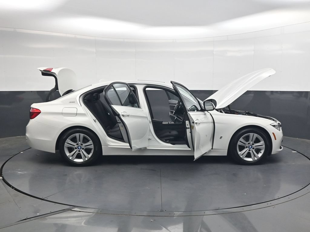 Used 2018 BMW 330e RWD image 42