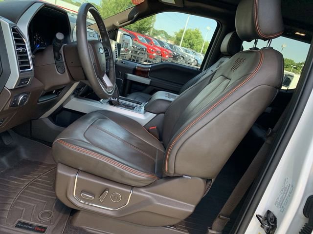 Used 2015 Ford F150 King Ranch w/ Equipment Group 601A Luxury AWD/4WD image 18
