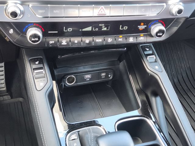 Certified 2024 Kia Telluride SX Prestige AWD/4WD image 19