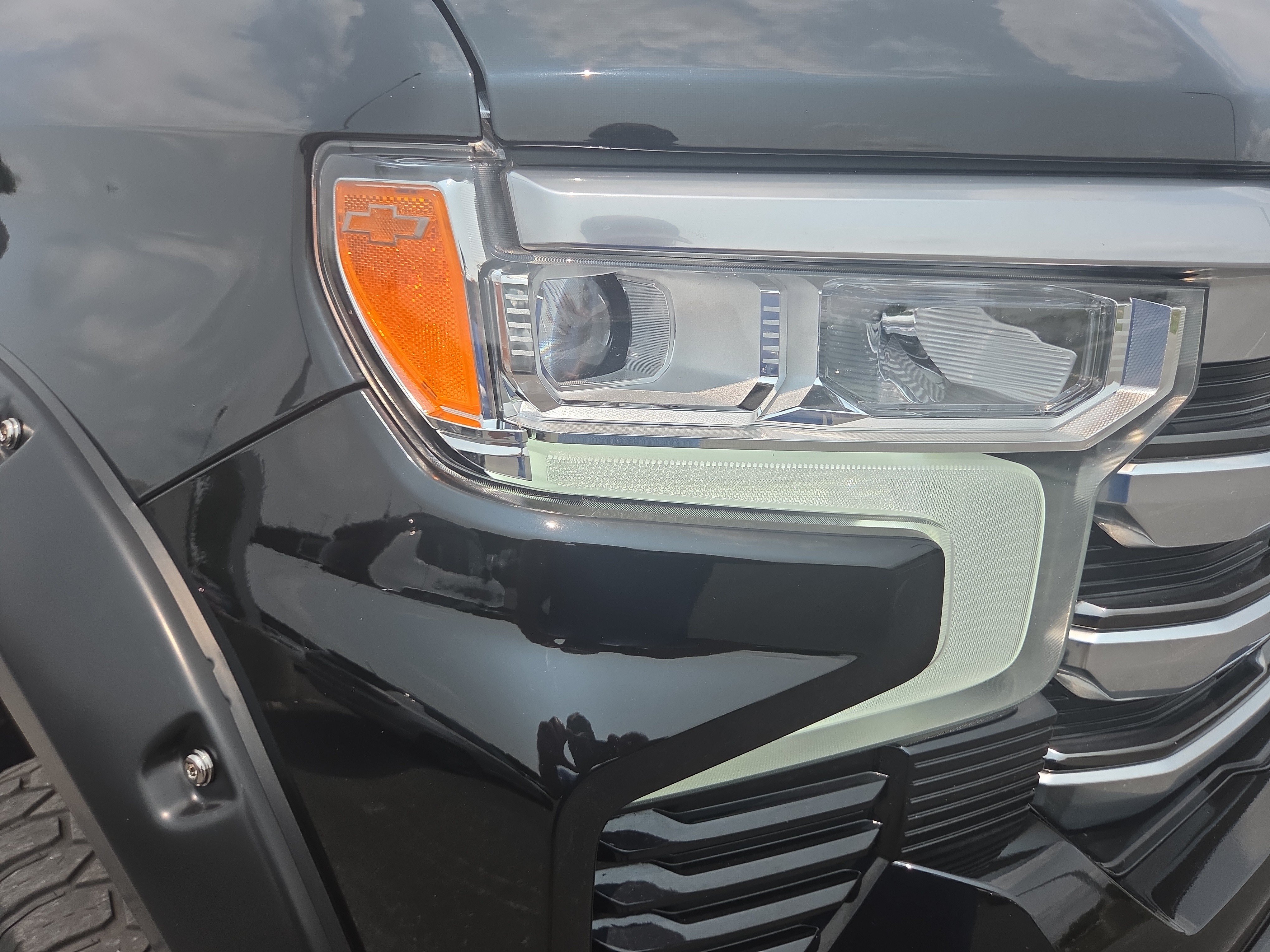Used 2023 Chevrolet Silverado 1500 High Country w/ LPO, Dark Essentials Package AWD/4WD image 19