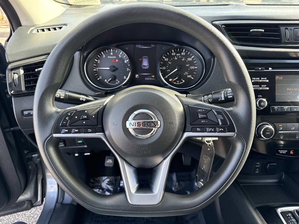 Certified 2018 Nissan Rogue Sport S image 28