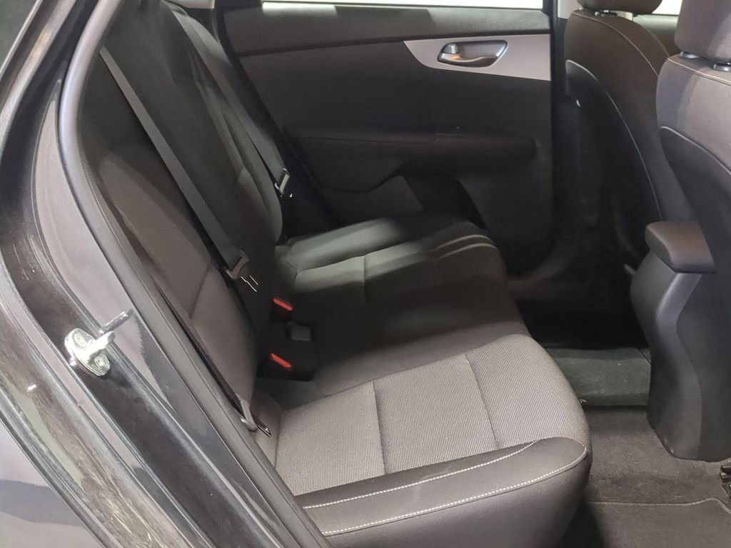 Used 2022 Kia Forte Sedan image 31