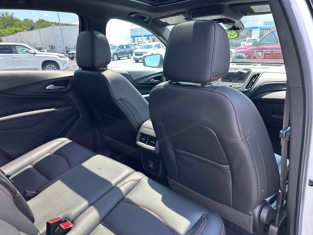 Certified 2022 Chevrolet Equinox RS w/ RS Leather Package FWD image 47