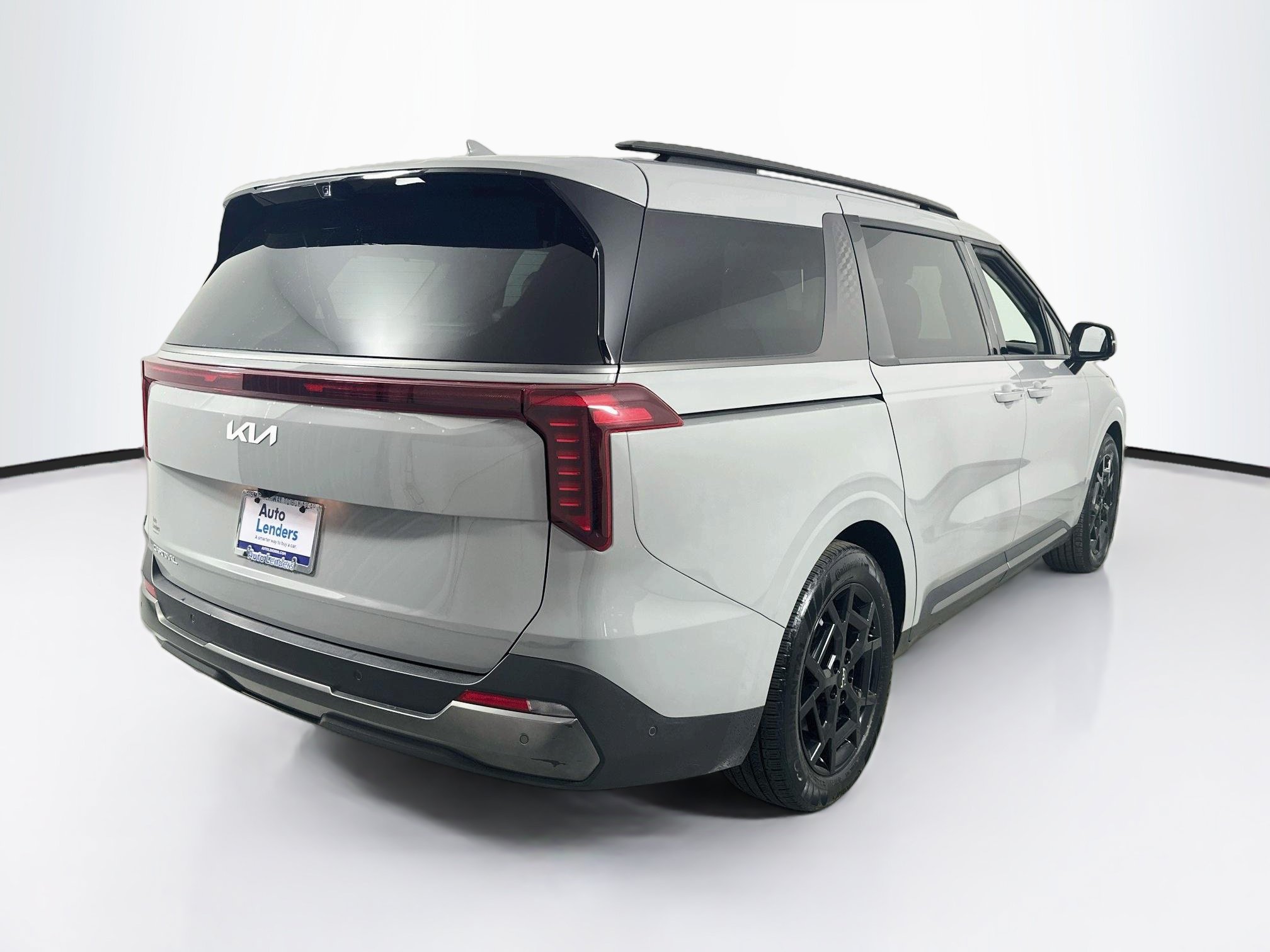 Used 2025 Kia Carnival SX Prestige FWD image 5