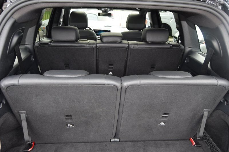 Used 2021 Mercedes-Benz GLB 250 4MATIC w/ Premium Package image 36