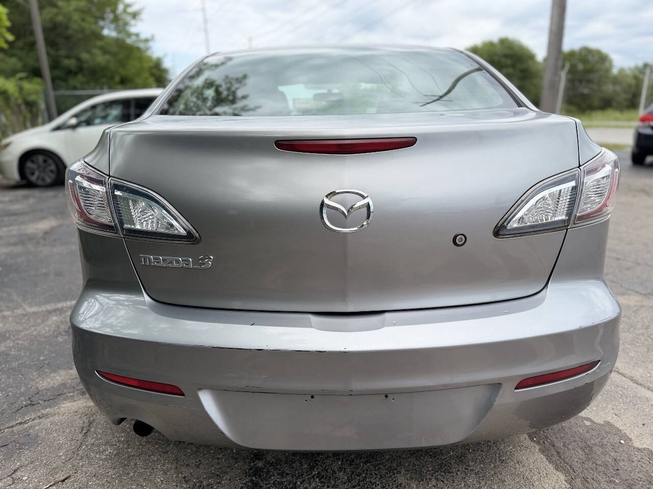 Used 2012 MAZDA MAZDA3 i Sport FWD image 4