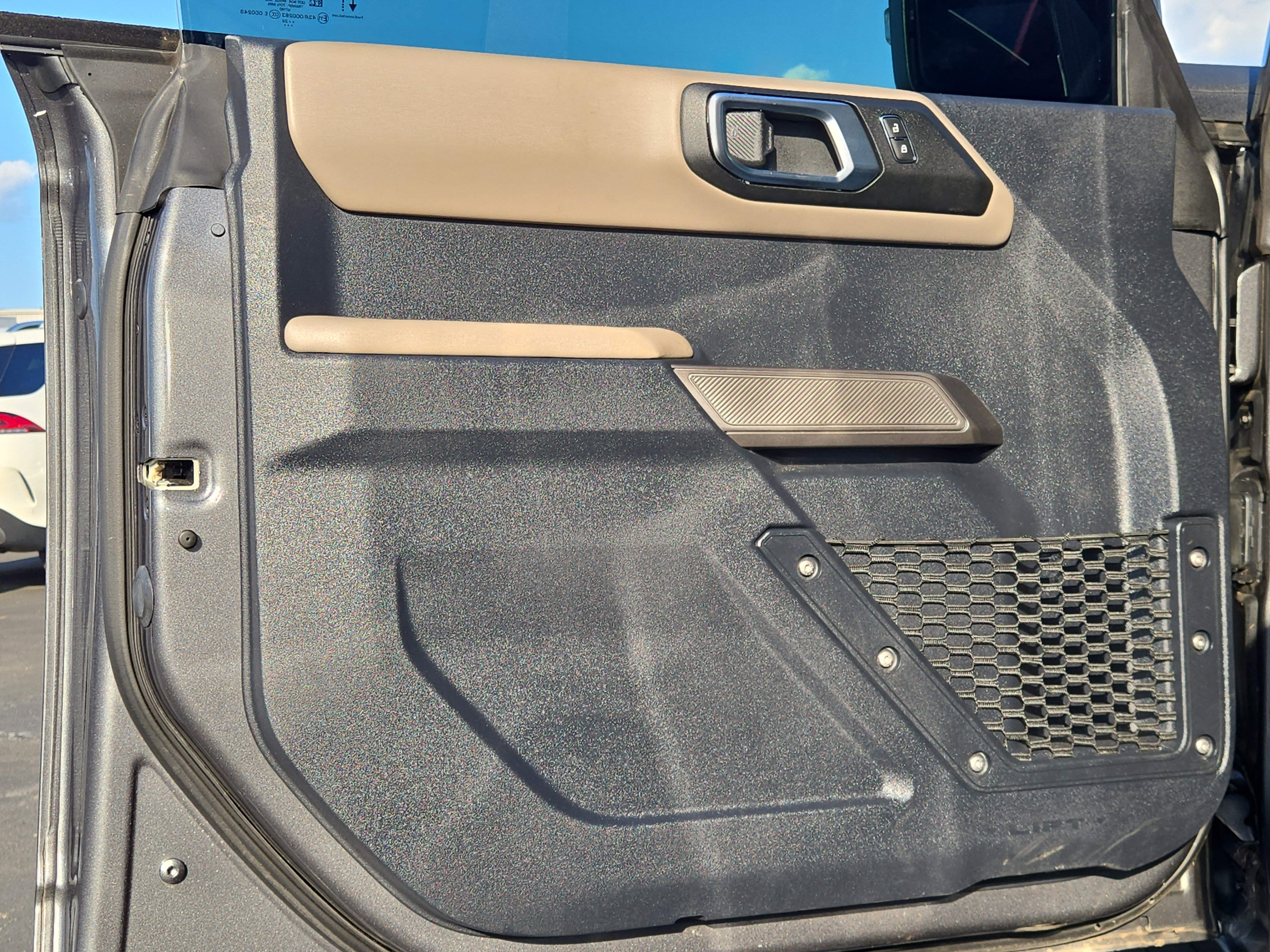 Used 2022 Ford Bronco Wildtrak image 21